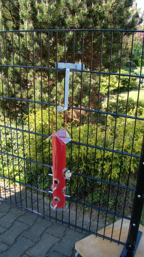 Hochwertiger Vogelfutterplatz aus Kunststoff